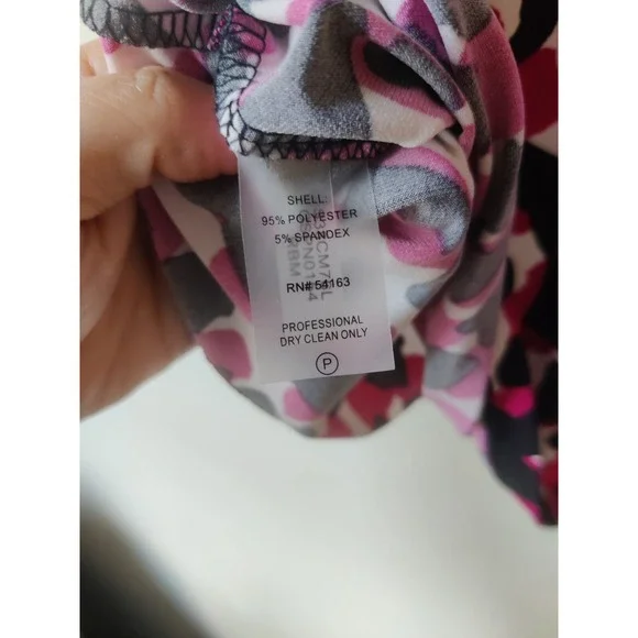 Calvin Klein Sleeveless Blouse Pink/Black/White Geometric Design Size Large - Picture 4 of 4